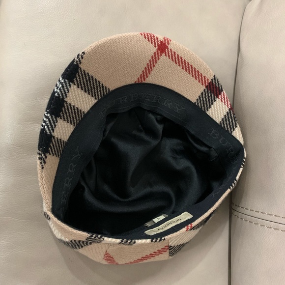 Burberry check hat/cap - Picture 7 of 8